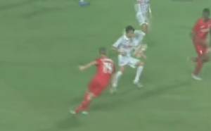 จ่ายแบบนี้พี่ยอม "เฮนโด้" ไขว้ "ราโบนา" ให้ "ลัลลานา" (คลิป)