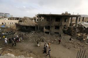 ฝ่ายกบฏเยเมนระดมโจมตีเมืองท่าเอเดนอย่างหนัก ฝ่ายรัฐบาลพลัดถิ่นอ้างมีผู้เสียชีวิต-บาดเจ็บอื้อ