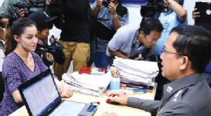 ปริศนาคดีนางแบบ"แอนนา"ซิ่ง 1 ศพ สวรรค์ในอก–นรกในใจ ตร.มีสิทธิ์ซวย