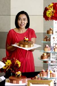 ณัฏฐพร ชีวมงคล ชวนจิบชาเก๋สุดหรูยามบ่ายย่านราชประสงค์