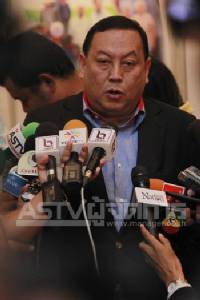 ปชป.จี้คลังจ่ายชดเชยแล้ง - “อุเทน” หยันกดค่าบาทไม่คุ้มเสีย แนะประหยัดงบ คุมราคาสินค้า