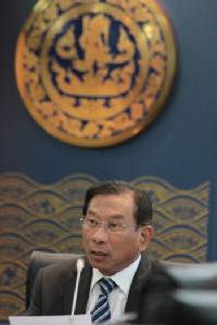 หืดจับ หั่นเป้าส่งออก -3% กระตุ้นเศรษฐกิจ1.5แสนล้าน แค่เหล้าเก่าในขวดเก่า