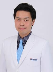 แพทย์เตือนเล่นโทรศัพท์มือถือมากเกินไป เสี่ยงเป็น Text Neck Syndrome