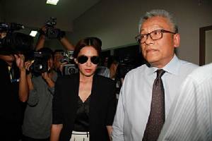 ชัดขึ้น! ป.พบหลักฐานเอาผิดแก๊งโกงหุ้น “เสี่ยชูวงษ์” คาด 1-2 วันขอหมายจับปลอมเอกสาร-ลักทรัพย์