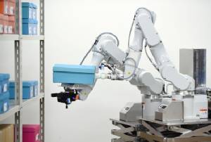 Hitachi robot works like human