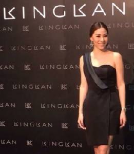 หัวใจรักษ์โลก "มีมี่-กิ่งกานต์" นำเรื่องมลพิษมาดีไซน์เสื้อผ้า