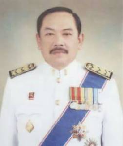 “ไพโรจน์ ถัดทะพงษ์” อดีต ส.ว.สรรหาวัย 68 ยิงตัวตายคาบ้านที่ลำพูน