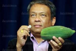 ตีกันวุ่น! “วัชระ” เตือน “อลงกรณ์” ได้หน้าอย่าลืมหลัง เดือดถูกกล่าวหา ปชป.มีคนแก่บงการ