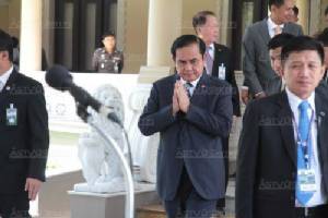 ขีดเส้น 1 เดือนหาทางระบายข้าว “ประยุทธ์” บ่นเน่าทุกวัน มั่นใจเอาผิดระดับผู้บริหารได้