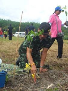 “พ.อ.ณัฐสิทธิ์” ยันทำตามหน้าที่ผลักดันโรฮีนจาไปประเทศที่สาม พร้อมชี้แจงหลังถูกศาลออกหมายจับ