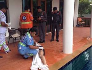 หนุ่มใหญ่ชาวรัสเซียจมน้ำในสระเสียชีวิต คาดเป็นตะคริว