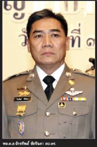 “จักรทิพย์ ชัยจินดา”ใช้ทฤษฎีเกลือจิ้มเกลือ  แชร์อำนาจให้ 3 บิ๊กมะเขือเทศคุม“เสื้อแดง”