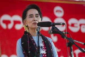 “ซูจี” เผยตั้งใจนำรัฐบาลหาก NLD ชนะการเลือกตั้ง แม้รัฐธรรมนูญห้ามนั่งเก้าอี้ ปธน.ก็ตาม
