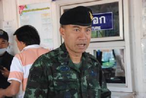 “บิ๊กหมู” แจก 4 พันผู้ป่วยสนามชายแดน - มทภ.2 แจงน้ำท่วมเอาอยู่ ปชช.พอใจตำบลละล้าน