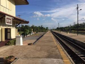 เผยรถไฟไทย-จีนช่วงโคราช-หนองคาย ลงทุน 2.4 แสนล.-เตรียมคุยจีนลดดอกเบี้ย