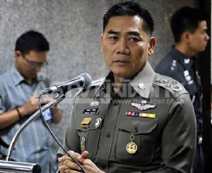 ผบ.ตร.ตั้งกรรมการสอบกลุ่มบุคคลแอบอ้างเบื้องสูง