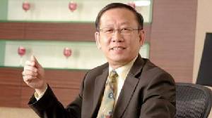 ศูนย์ข้อมูลฯ เชื่อมาตรการรัฐกระตุ้นอสังหาฯ ปี 58 โต 10%
