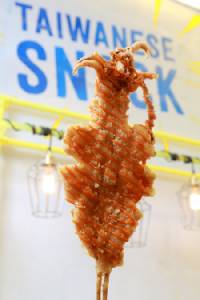 “TAIPEI SQUID” กรอบนอกนุ่มใน เมนูใหม่ที่ “ฮ็อทสตาร์”