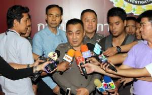 ออกหมายจับ “ศุกร์โข” คนสนิท “เอี๊ยด” ครอบครองอาวุธ ยังไม่พบโยงหมิ่นฯ