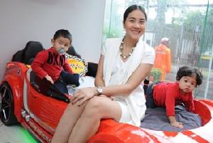 หญิงแอร์ ดีใจ ! ได้ลูกชายคนที่ 3