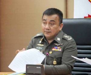“ศรีวราห์” เผย มีนายทหารชั้นสัญญาบัตรเอี่ยวคดีหมิ่นกว่า 50 นาย แต่ยังไม่สามารถออกหมายจับได้