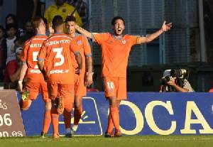 "ค้างคาว" ตีปีกบุกฆ่าเซลตายับเยิน 5-1