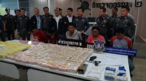 ผบช.ภ.2 จับยาบ้าล็อตใหญ่ 6 แสนเม็ด