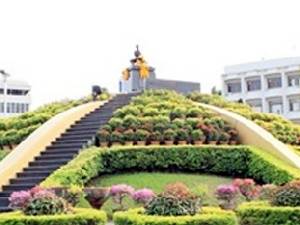 ม.ราม.ติดจรวดภาษาต่างชาติให้ นศ.ฟรี