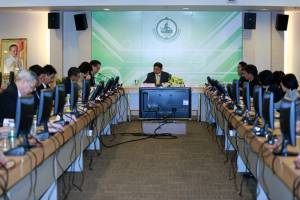 มั่นใจ 900 MHz เดินหน้าประมูลตามกฎหมาย
