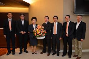 กรรมการผู้จัดการ ธอส. คว้ารางวัลสุดยอดนักการธนาคารแห่งปี 2 ปีซ้อน