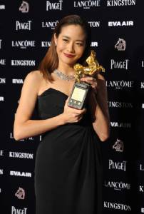 คืนวงการอย่างงดงาม "หลินเจียซิน" คว้าม้าทองคำจากหนังเรื่องแรกในรอบ 5 ปี