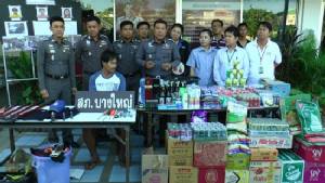 โจรแสบลักทรัพย์ร้านสะดวกซื้อไปวางขายต่อที่ร้านเมียตัวเอง (มีคลิป)