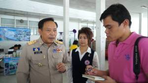 ผู้ว่าฯ ยัน 3 ชาวขอนแก่นถูกจับฐานผิด ม.112 กองปราบฯ คุมตัวสอบต่อ