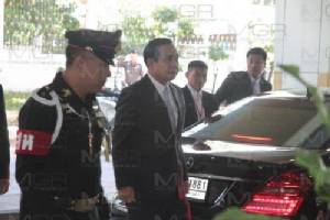 “ประยุทธ์” ย้อนกลับ “เพื่อไทย” จี้ “อุดมเดช” ลาออก ถามจำนำข้าวเคยรับผิดชอบไหม