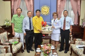 4 หน่วยงานจับมือขายสินค้าโอทอปสนองนโยบายรัฐ