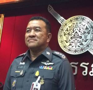 ดราม่ากันต่อกรณี “ปวีณ” ให้ข่าวสื่อต่างชาติ ผบช.ภ.8 ระบุลาออกน่าจะมาจากผิดหวัง