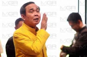“บิ๊กตู่” เปิดซิงเกิลใหม่ ลงใต้จันทร์หน้า ชี้เอกสารไม่ครบทำแจกกองทุนหมู่บ้านช้า