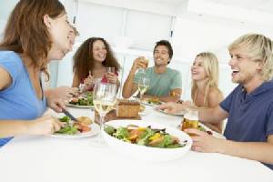กินจัดหนักช่วงฉลองได้ แต่อย่าบ่อย “บุฟเฟ่ต์” ตัวดี เสี่ยงอ้วน-โรคเอ็นซีดี