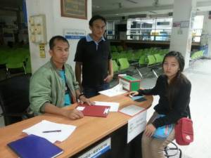 อยู่ยากขึ้นทุกวัน! วัยรุ่นคะนองรุมฟันแทงนักศึกษา ม.อุบลฯ เจ็บ 2 ราย
