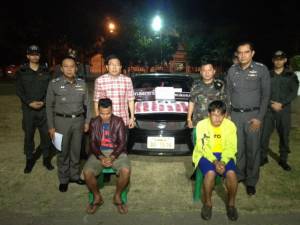 ตร.อุบลฯ รวบ 2 หนุ่มลาวซิ่งเก๋งหรูส่งยาบ้าข้ามประเทศ