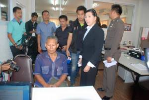 รวบเฒ่าศรีสะเกษวัย 81 อนาจารเด็กหญิง 2 ขวบหลังแฝลตเอื้ออาทรเทพารักษ์