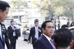 “ประยุทธ์” สอนคนไทย หัดทำตัวเป็นปลาว่ายทวนน้ำ
