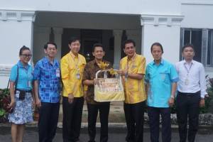นพ.เจษฎา ผอ.รพ.วชิระภูเก็ต เข้าสวัสดีปีใหม่พ่อเมืองภูเก็ต