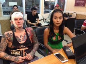 หนุ่นอร์เวย์แจ้งความถูกการ์ดสถานบันเทิงรุมยำ สุดท้ายตร.ดำเนินคดีทั้งคู่