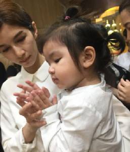 บทกวีกินใจ "พ่อจ๋า" ร่วมอาลัยปอ ทฤษฎี