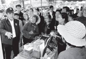 ประยุทธ์ ผวาลงเร็วเริ่มรุกลุยต่างจังหวัดถี่ยิบเช็กเรตติ้ง-ลุ้นจบสวย !!