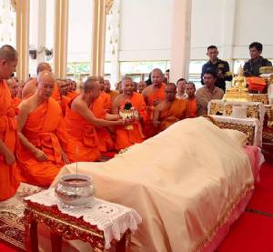 ข่าวลึกปมลับ: สอบทางลับคดีเจ้าคุณเหนาะมรณภาพ พบปมเหตุความขัดแย้งในวัด-ฆ่าชิงทรัพย์?