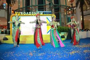 มร.เปิดเวทีให้นักเรียนโชว์ความสามารถพิเศษ