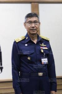 “ตรีทศ” สั่งช่วยภัยแล้ง โนคอมเมนต์ร่าง รธน. ปัดชิ้นส่วนบินของ ทอ.