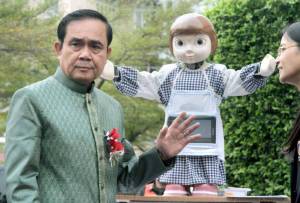 “ประยุทธ์” ฉุนสื่อ-นักการเมือง ดูถูก-มองไร้ค่า ย้ำเดินตามโรดแมป บ้านเมืองพังต้องรับผิดชอบ